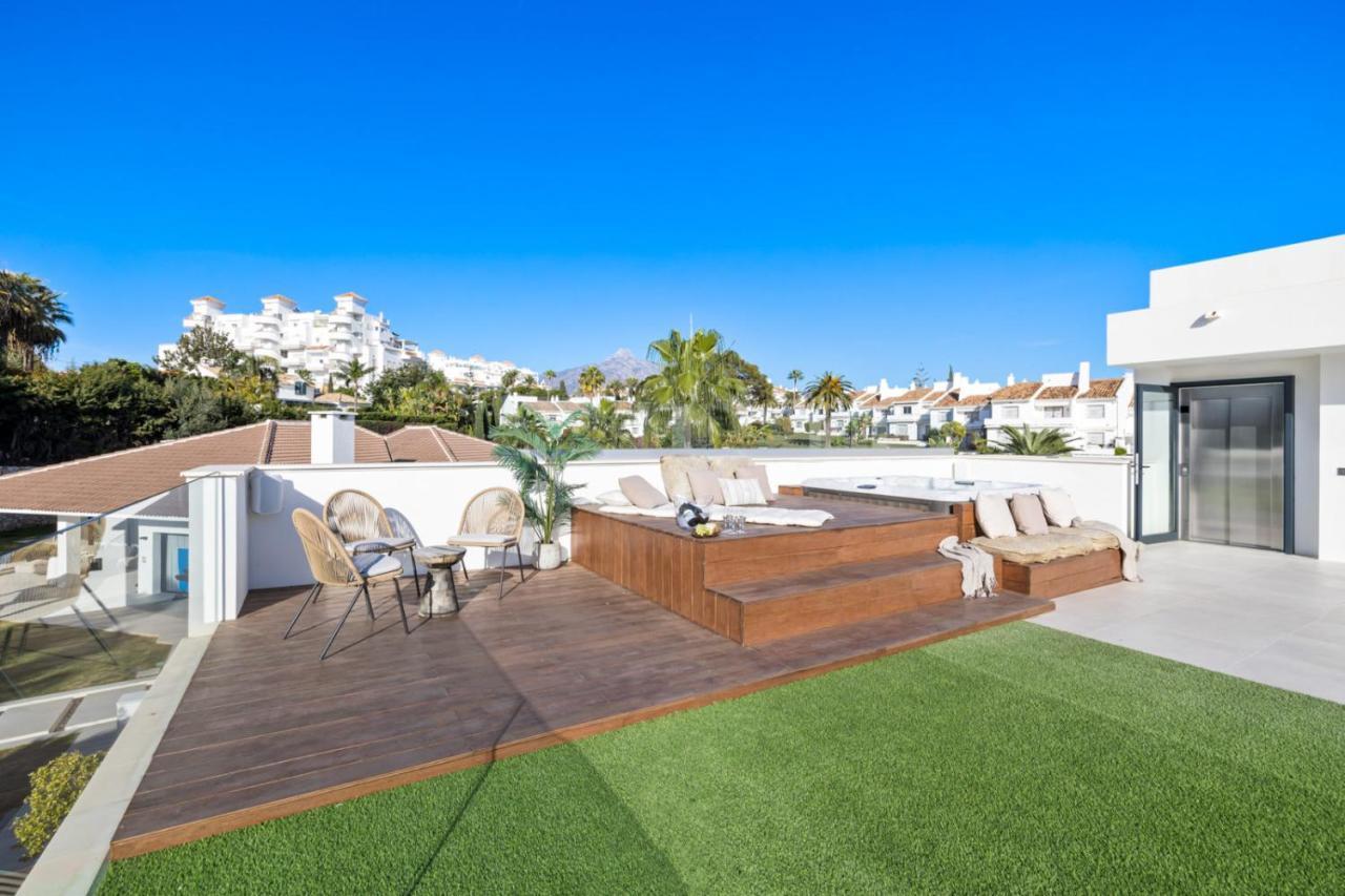 Brand New Modern 5 Bdrm In Puerto Banus Marbella
