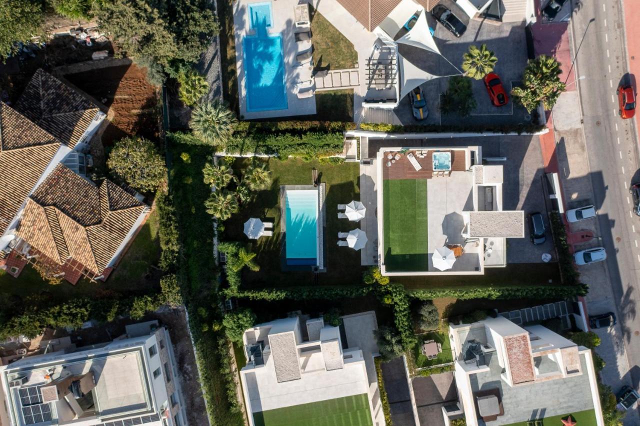 Brand New Modern 5 Bdrm In Puerto Banus
