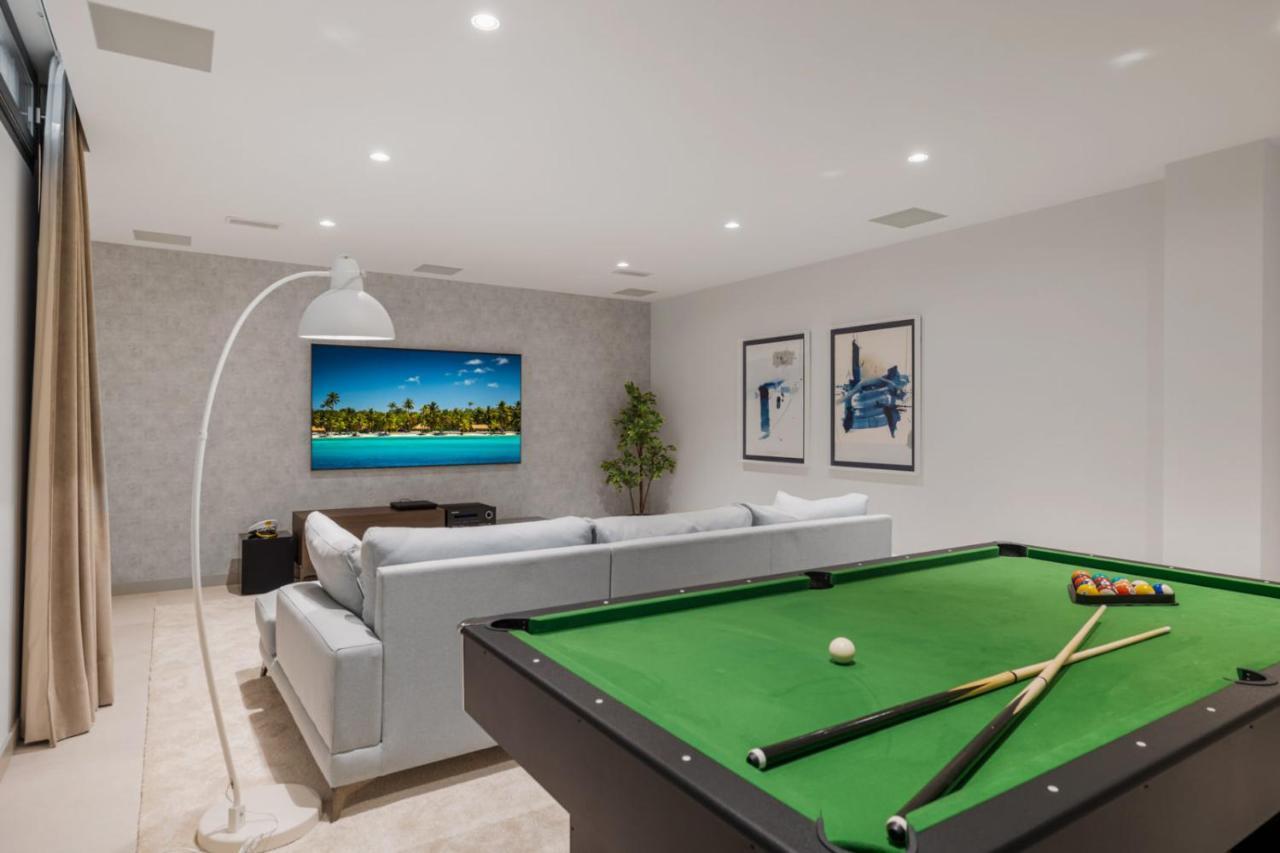 Brand New Modern 5 Bdrm In Puerto Banus Apartamento Marbella