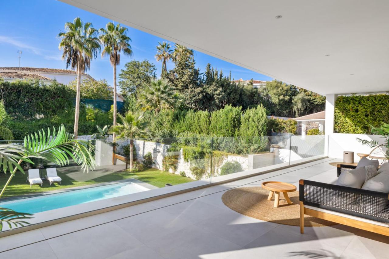 Brand New Modern 5 Bdrm In Puerto Banus Marbella