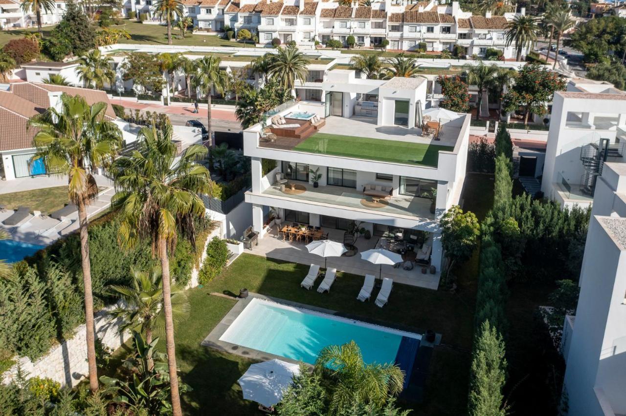 Brand New Modern 5 Bdrm In Puerto Banus Apartamento